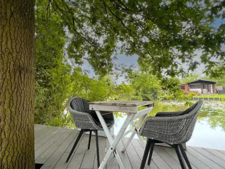 Charlies Chalet, Chalet avec terrasse au bord de l'eau - Photo 25