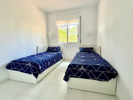 Spacieux rez-de-chaussée avec jardin privé, piscine, parking et proche plage de Pals - Photo 8