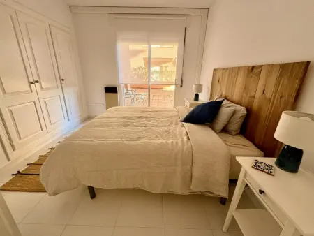 Spacieux rez-de-chaussée avec jardin privé, piscine, parking et proche plage de Pals - Photo 11