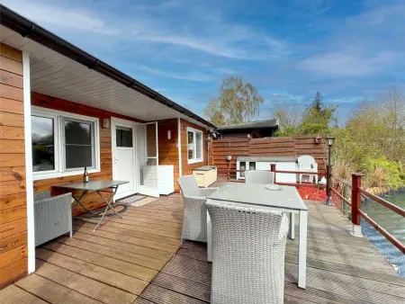 Fonnies Chalet, Chalet confortable au bord de l'eau - Photo 18