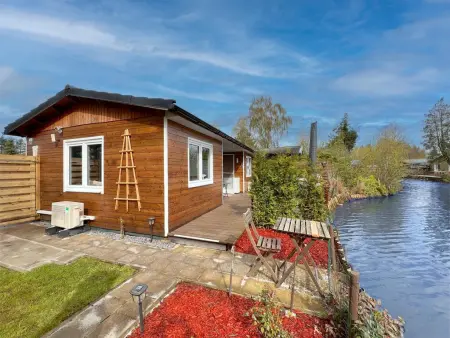 Fonnies Chalet, Chalet confortable au bord de l'eau - Photo 20