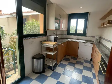 Maison exclusive Mont-roig avec piscine commune, climatisation, parking - Photo 12