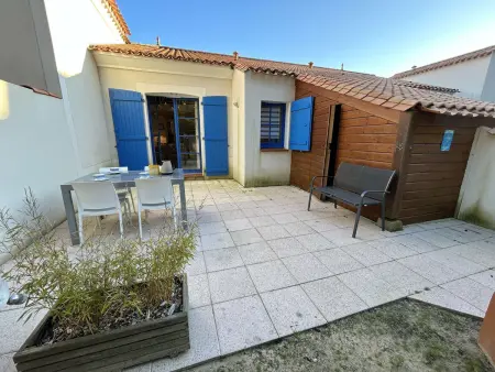 Petite maison proche de l'océan avec piscine chauffée, jardin privé et parking - St Hilaire de Riez - Photo 1
