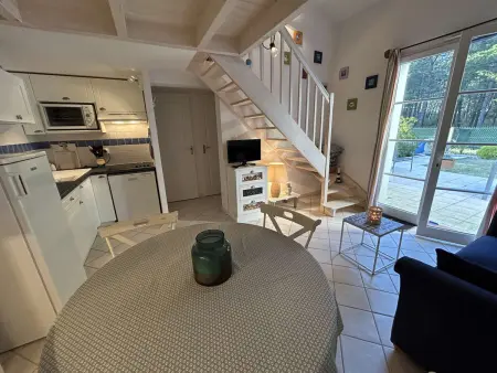 Petite maison proche de l'océan avec piscine chauffée, jardin privé et parking - St Hilaire de Riez - Photo 6