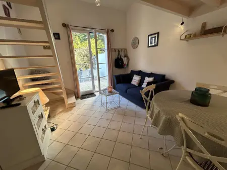 Petite maison proche de l'océan avec piscine chauffée, jardin privé et parking - St Hilaire de Riez - Photo 7