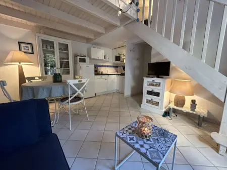 Petite maison proche de l'océan avec piscine chauffée, jardin privé et parking - St Hilaire de Riez - Photo 19
