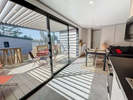 Chalet cozy à Jullouville - 4 pers, piscine chauffée, proche plage et commerces - Photo 8