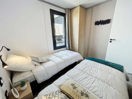 Chalet cozy à Jullouville - 4 pers, piscine chauffée, proche plage et commerces - Photo 13