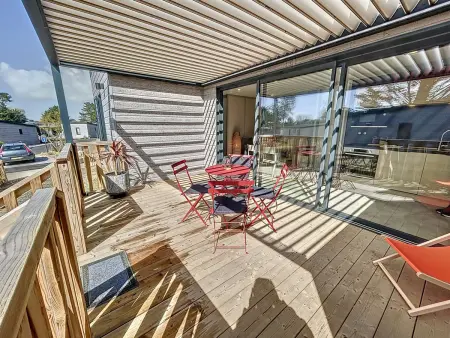 Chalet cozy à Jullouville - 4 pers, piscine chauffée, proche plage et commerces - Photo 21