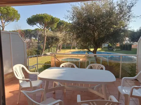 Appartement Rez-de-Jardin à Pals - 6 Pers, Piscine, Proche Plage - Photo 3