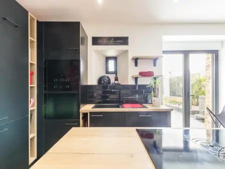 Gîte avec Piscine Privée, Spa et Jardin à Lessay - Photo 6
