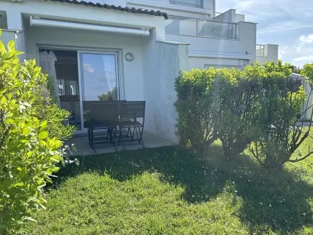Studio en bord de mer à Royan, parking, TV, tout équipé - Photo 9
