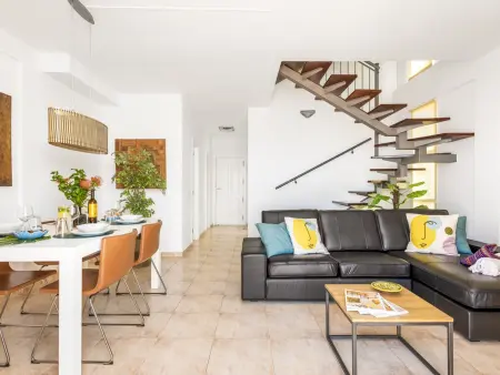 Triplex en bord de mer avec piscine, parking et terrasses à Radazul - Photo 4