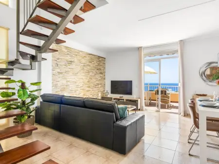 Triplex en bord de mer avec piscine, parking et terrasses à Radazul - Photo 6