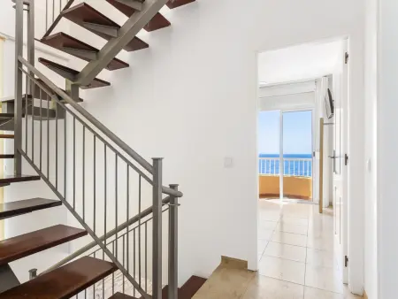 Triplex en bord de mer avec piscine, parking et terrasses à Radazul - Photo 19