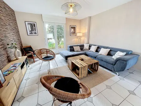 Maison à 500m de la plage avec jardin, 4 chambres, Wi-Fi et parking - 8 couchages - Photo 8