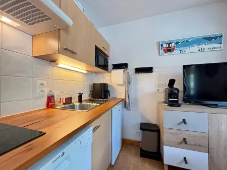 Appartement cosy au pied des pistes avec piscine et animaux admis - Photo 5
