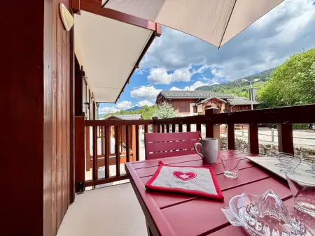 Appartement cosy au pied des pistes avec piscine et animaux admis - Photo 6