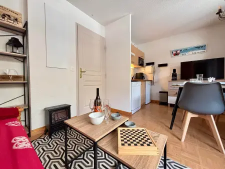 Appartement cosy au pied des pistes avec piscine et animaux admis - Photo 14