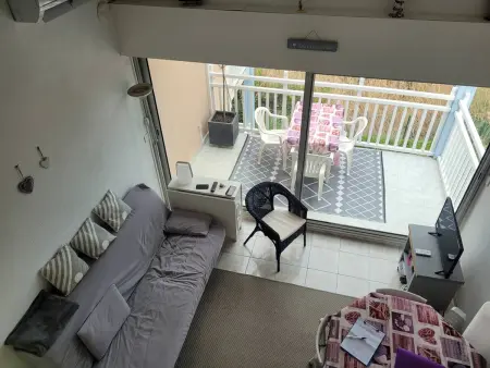 Charmant F3 Mezzanine avec Piscine, Clim, Proche Plage et Centre - 4 Pers. - Photo 2