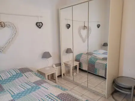 Charmant F3 Mezzanine avec Piscine, Clim, Proche Plage et Centre - 4 Pers. - Photo 10