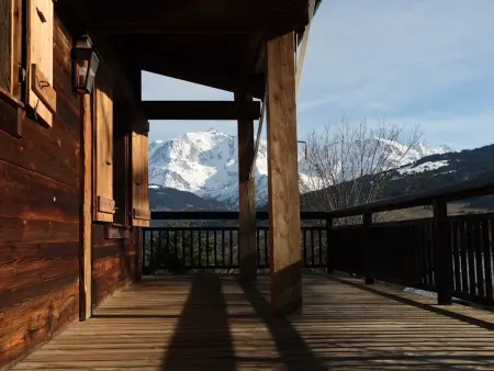 Chalet 10 personnes, vue Mont-Blanc, parking et wifi à Combloux - Photo 2