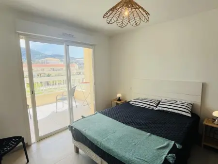 Appartement Climatisé avec 2 Terrasses et Parking à 200m de la Plage - Photo 2