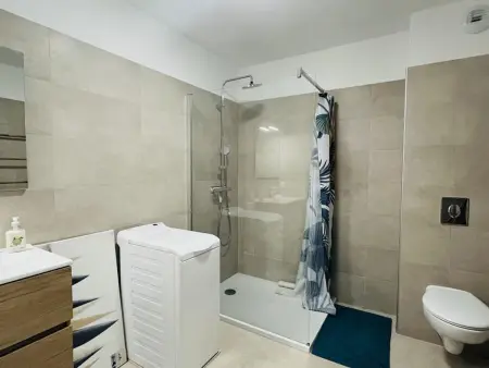 Appartement Climatisé avec 2 Terrasses et Parking à 200m de la Plage - Photo 11
