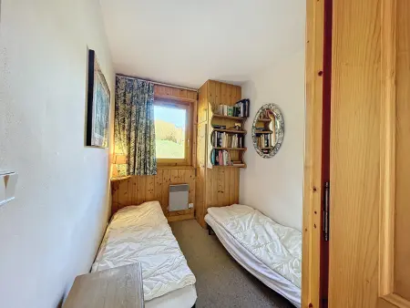Appartement Mont Blanc : 2 chambres, terrasse, parking et équipements modernes - Photo 7