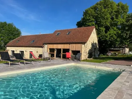 Gîte luxueux avec piscine, spa, jardin et équipements de loisirs à Sargé-lès-le-Mans - Photo 7