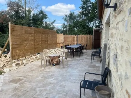 Gîte luxueux avec piscine, spa, jardin et équipements de loisirs à Sargé-lès-le-Mans - Photo 22