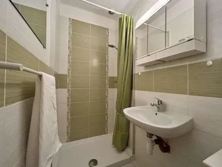 Appartement rénové 4 pièces, 6 pers, balcon, jardin, parking, wifi – Briançon - Photo 30