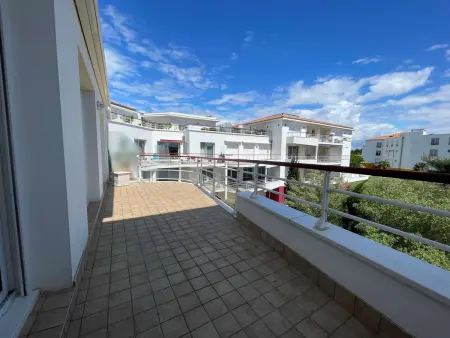 Appartement lumineux et spacieux avec terrasses et ascenseur en centre-ville de Royan - Photo 9