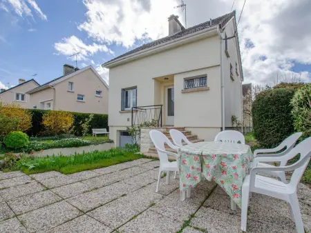 Maison calme avec jardin et parking à 5 min de Troyes - Photo 1