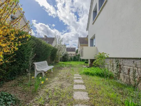 Maison calme avec jardin et parking à 5 min de Troyes - Photo 4