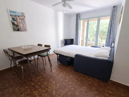 Collioure : Appartement Lumineux T2 avec Terrasse et Parking - Photo 8