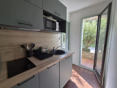 Collioure : Appartement Lumineux T2 avec Terrasse et Parking - Photo 11