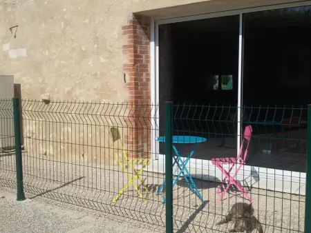 Gîte moderne avec grande piscine chauffée et animaux acceptés - Photo 12