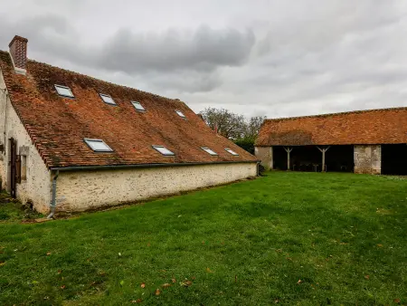 Maison restaurée avec jardin près de Vendôme, 3 chambres, cheminée, BBQ, internet, animaux acceptés - Photo 24