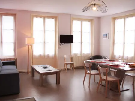 Gîte familial spacieux, idéal pour nature et randonnées - 3 chambres, jardin clos, équipement complet - Photo 6