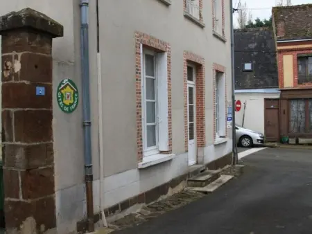 Gîte familial spacieux, idéal pour nature et randonnées - 3 chambres, jardin clos, équipement complet - Photo 7