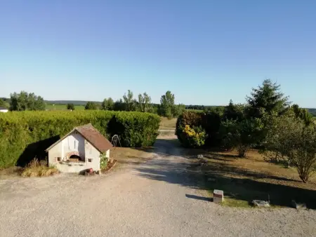 Maison charmante et rustique en Vallée du Cher pour vacances au calme - Photo 12
