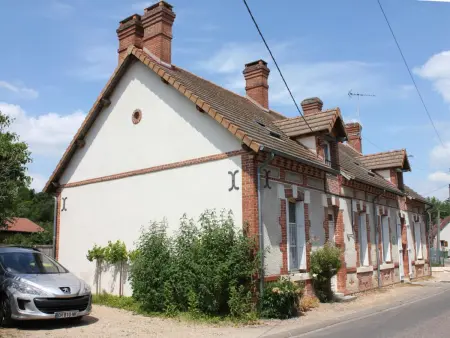 Maison rénovée en Sologne, proche châteaux, Gite 6 personnes à Neung sur Beuvron - Photo 8