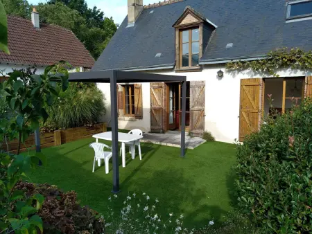 Charmant gîte près des châteaux, jardin et rivière - Photo 2