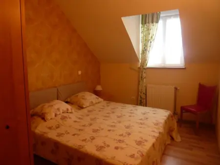 Maison avec piscine chauffée privée, animaux admis près des châteaux de la Loire - Photo 8