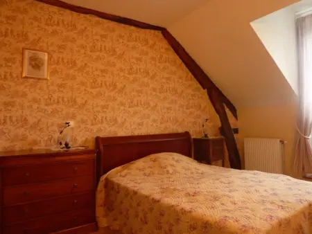 Maison avec piscine chauffée privée, animaux admis près des châteaux de la Loire - Photo 9